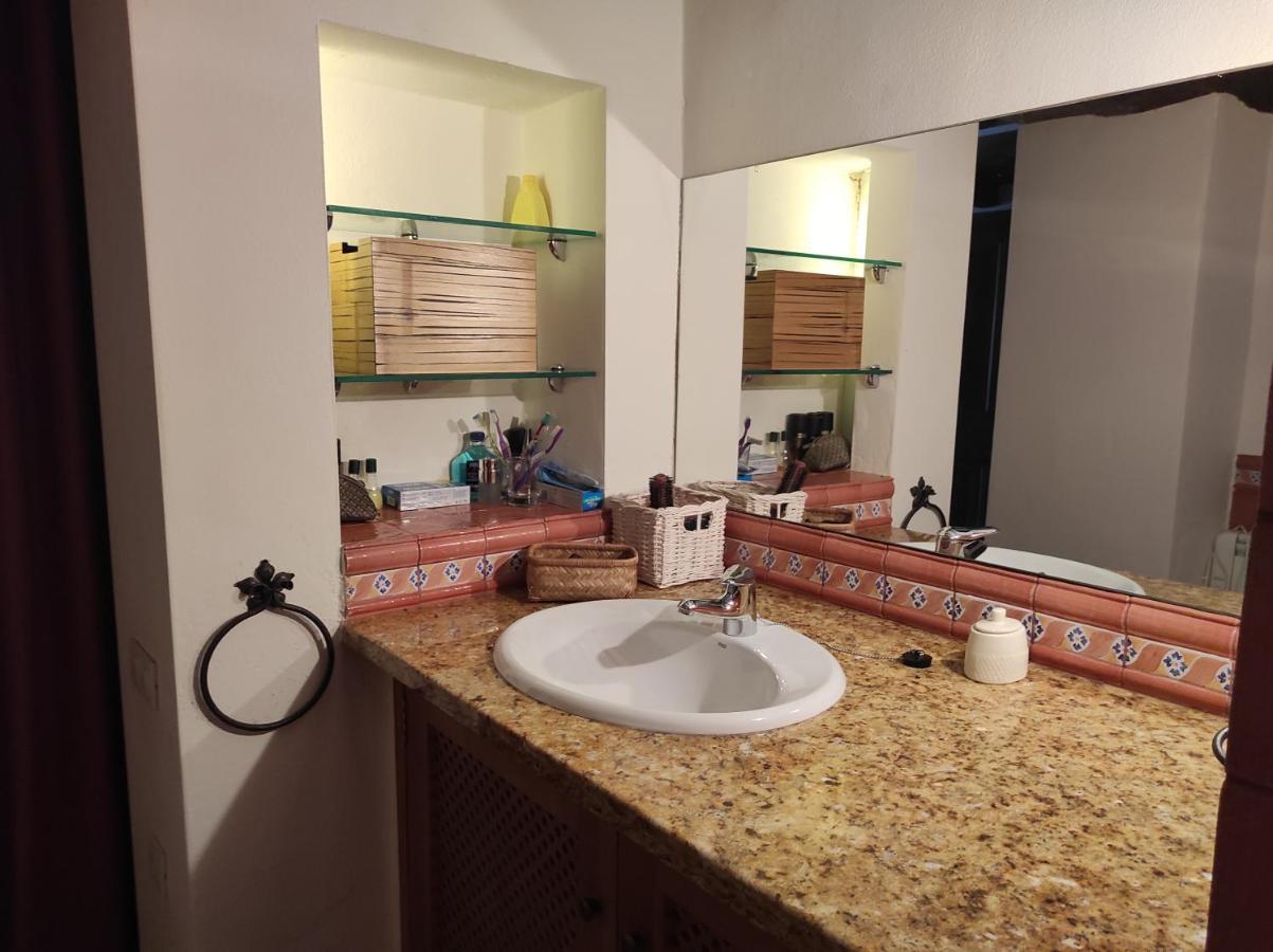 El Capricho De Valganon Apartment ภายนอก รูปภาพ